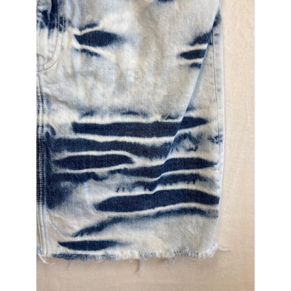 Women's Zara Size Large Acid Wash Denim Skirt Straight Raw Hem‎ - Picture 4 of 6